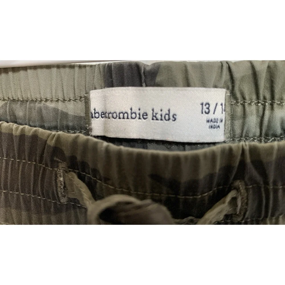 Abercrombie Kids Green Camo Cargo Jogger Pants Stretch Waist‎ Youth 15/16
